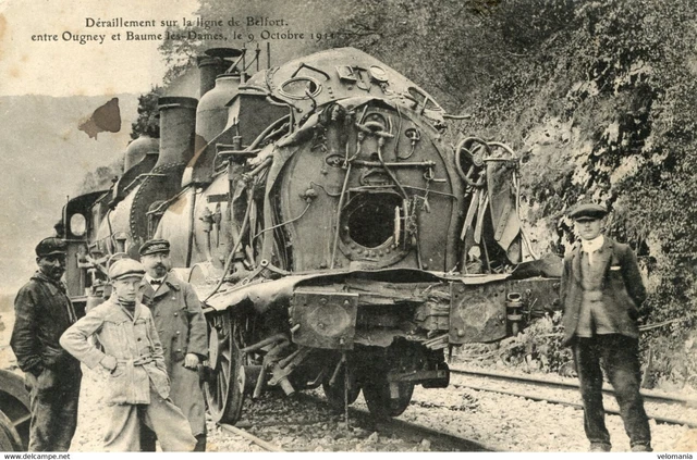 S8459 cpa 25 Déraillement sur la Ligne de Belfort entre Ougney et Baume les Dame
