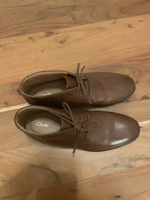 CLARKS BANBURY MID Mens British Tan Leather Smart Chukka Shoe Boots Uk ...
