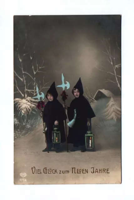 Ak Viel Glück zum Neuen Jahre 1917 Zwei Kinder mit Laterne im Winter