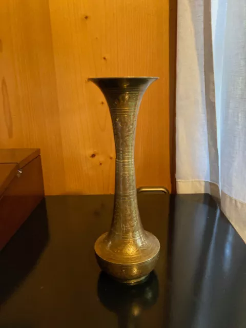 Indische Messingvase, gebraucht