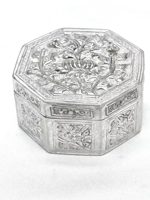 Chinese Export Octagonal Silver Trinket Box 2