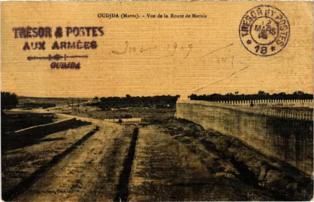 CPA AK Militaire MAROC OUDJDA - Vue de la Route de Marnia (92391)