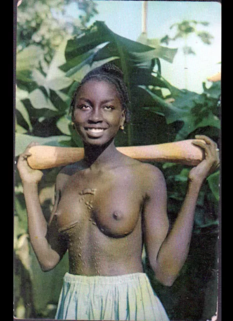 BIOMBO  (GUINEE-BISSAU Portugaise) ETHNIQUE Buste de FEMME avec SCARIFICATIONS