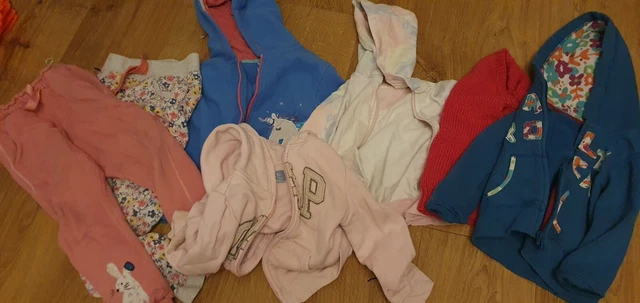 Girls clothes bundle age 4-6years Inc salt rock, Gap