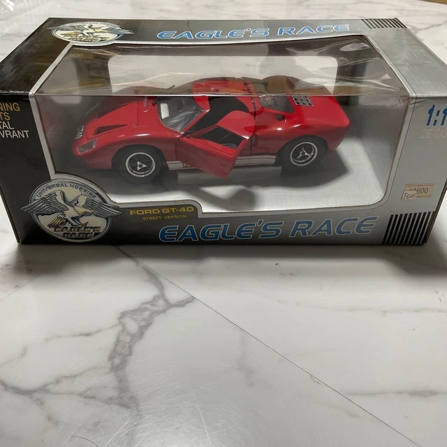 Ford GT40 Noire – Universal Hobbies – échelle 1/18 – état Correct (manque Essuie-glaces)