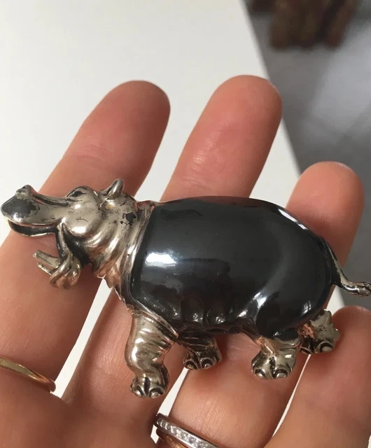 Grande ippopotamo in Argento 800 e smalto nero Saturno 182AR L6,5cm H3,7cm 42gr