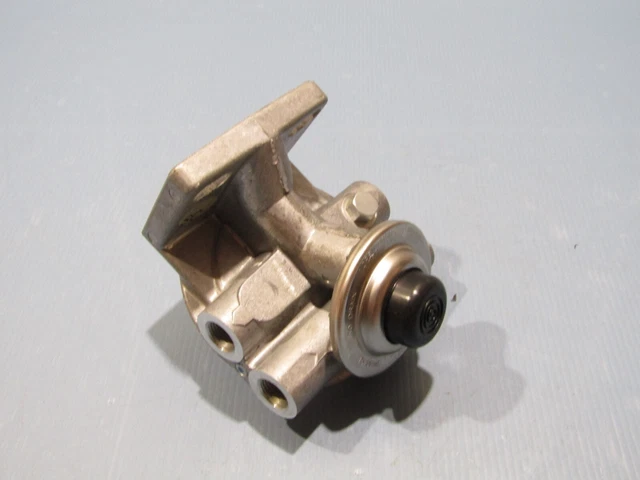 F00290 IVECO STRALIS EUROCARGO Fuel Water Separator w/ Bracket Genuine F00290 ...