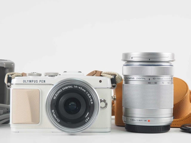 OLYMPUS PEN E-PL7 White EZ 14-42 40-150 Lens 4246 Shots w