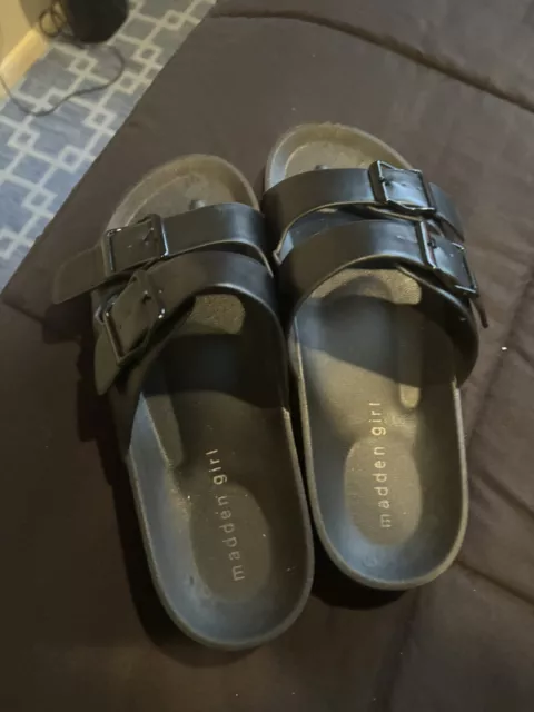 Steve Madden Black Sandals 7