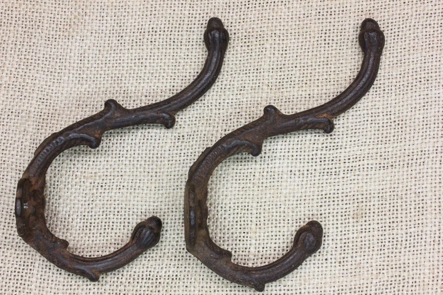 2 Old Coat Hooks Bath Robe Flower Bud & Twig Farm House rustic vintage cast iron