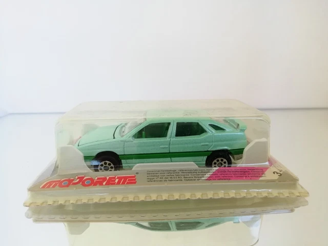 Majorette Mercedes Bétaillère N°254 – Rouge – Rare – Vintage – Jouet De Collection