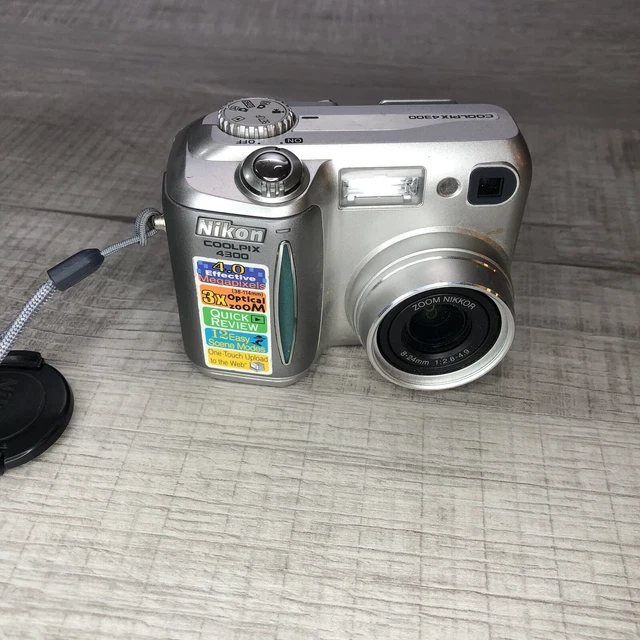 NIKON COOLPIX E4300 Silver 4.0MP Digital Camera [Exc+3