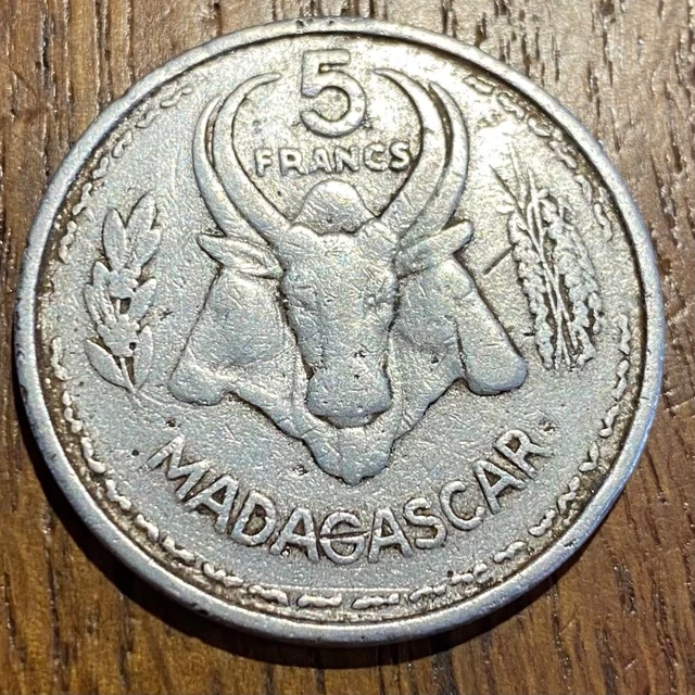 Piece De 5 Francs  1953 Madagascar (1153) Etat Voir Photos