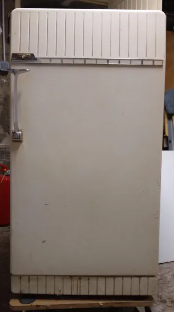 Réfrigérateur SMEG esprit années 50 - FAB10R