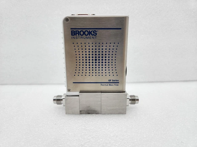 Brooks Mass Flow Controller Vcr Type (860Sccm Sh44) / Gf125Cxxc
