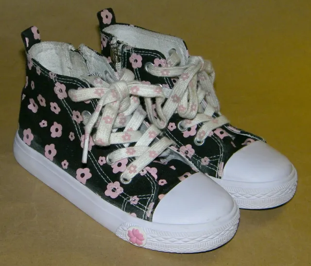 Tommy Bahama Hi-Top Sneakers     Youth Size 11
