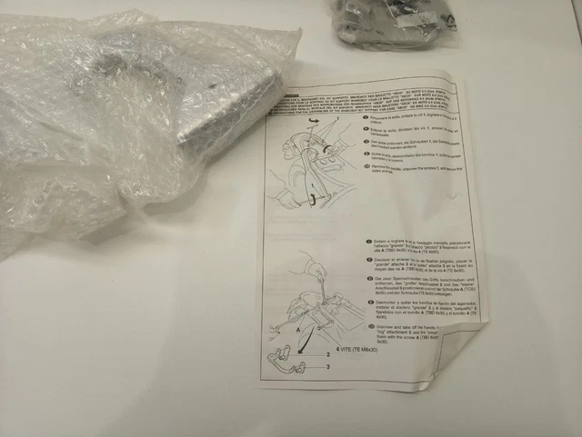 Kit Supporto Minirobot Per Moto       Ap8790176