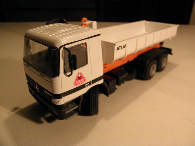 Mercedes Benz Actros Brechtel – Camion Miniature Conrad – Échelle 1:50 – NEUF