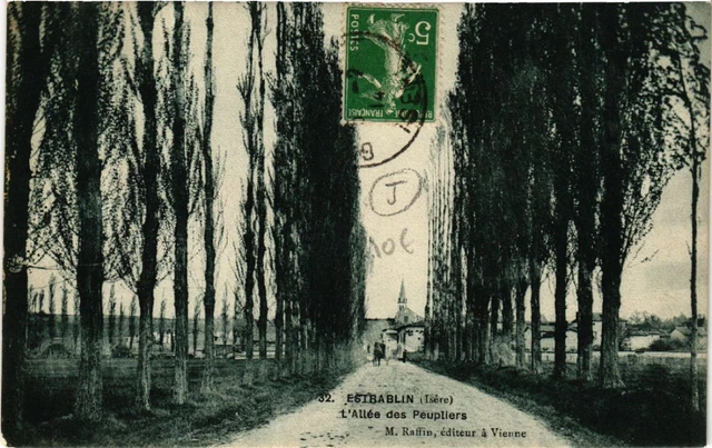 CPA Estrablin - L'Allée des Peupliers (489355)