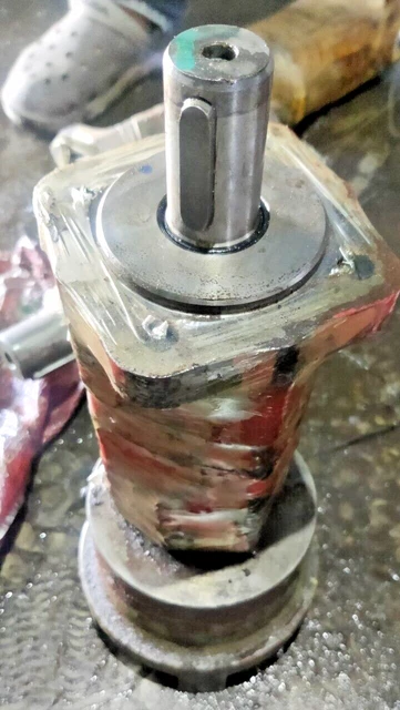 Eaton Char-Lynn 104-1471-006 motore idraulico