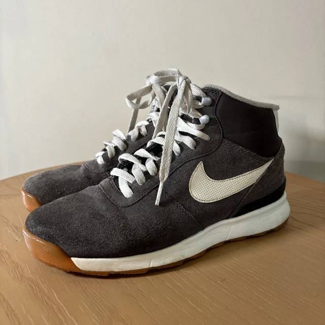 Nike acorra deals