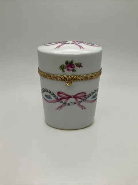 RARE BEAUTIFUL FLORANCE LIMOGES Porcelain Painted Trinket Box Flowers Gold