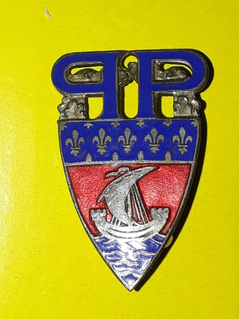 Insigne Badge émaillé – Athlétisme Paris France Italie – Pin's Sport Vintage
