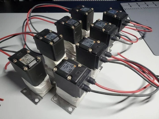4 -wheeled electromagnetic valve for high -speed air suspension made of SMC