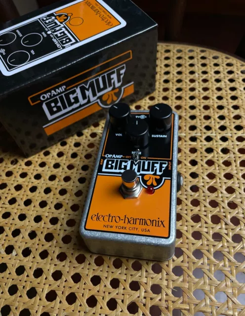 Electro Harmonix Op-Amp Big Muff Pi