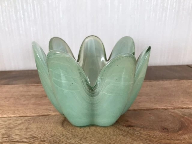 Vidrioa San Miguel Art Glass Bowl Petal Pattern 100% Recycled Swirl Glass Spain