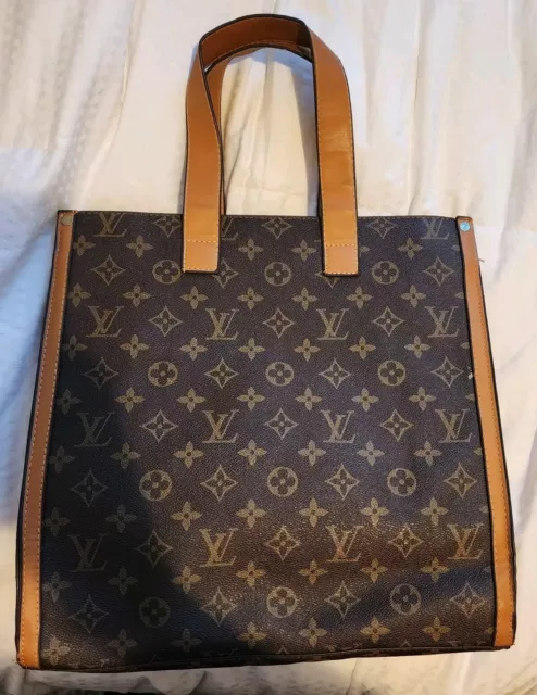 Louis Vuitton Tote Bag Medium (Used)