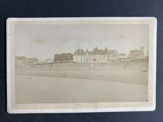 France, env. Saint-Malo, vue de la plage, vintage albumen print, ca.1870 Tirage