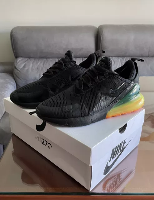 Nike Air Max 270 Usado Buena Condición Negra con Burbuja Naranja Talla 41 Caja