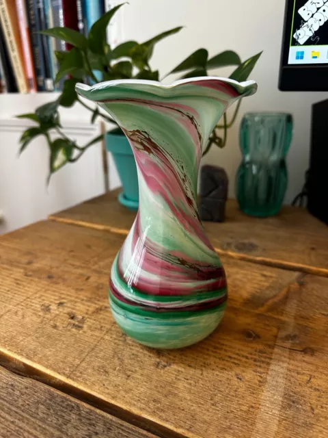 Vintage Isle of Wight Alum Bay Glass Swirled Art Vase