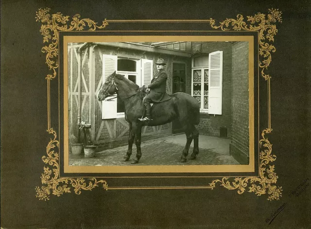 1930 photo - SIMONNIN DOULLENS - man and his horse in front of the house riding