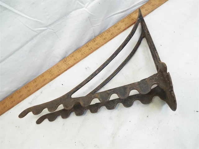Antique Cast Iron Handled Tool Wall Rack Holder General Store Display Barn Hook 2