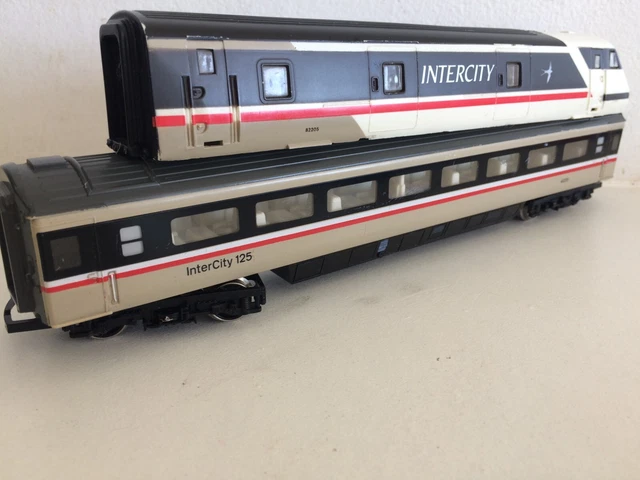 HORNBY HST INTERCITY 125 2 Tone Grey 42251 Coach & 82205 Body £19.50