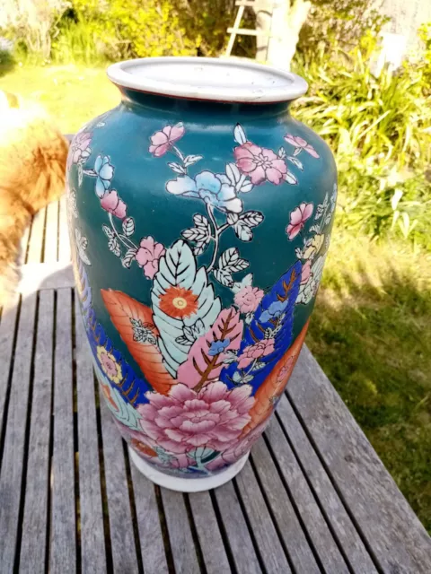 Grand Vase Ancien Asiatique En Emaux Decor Fleurs  En Faience En Superbe Etat