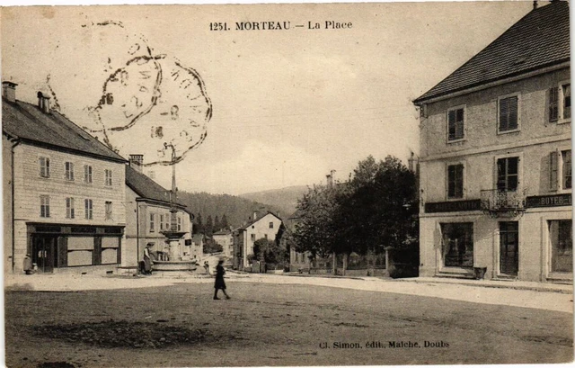 CPA MORTEAU - La Place (183322)