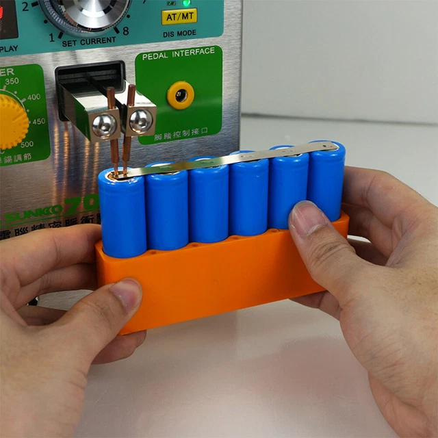 Single Row Compact Lightweight ABS Durable Battery Pack Fixture Spot
