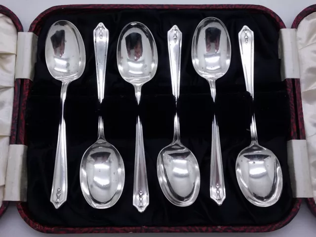 Cased Set of 6 Edward VIII Sterling Silver Teaspoons Hallmarked Birmingham