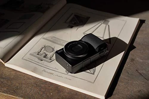 Ricoh GR III Digital Compact Camera, 24mp, 28mm f 2.8 lens with Touch Screen 4