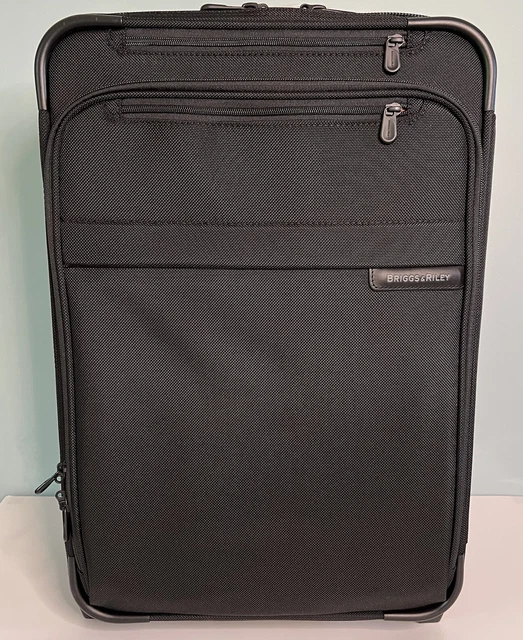 NEWBRIGGS & RILEY 22" Domestic CarryOn Expandable Upright 2 Wheel