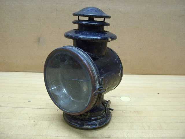 Vintage CT Ham Ford Model T Antique Car Carriage Light Lantern Kerosene Oil Lamp Vintage CT Ham Ford Model T Antique Car Carriage Light Lantern Kerosene Oil Lamp