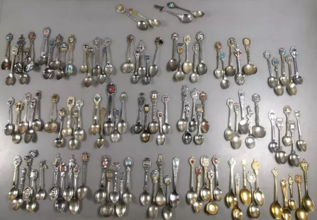 Lot 109 CUILLERES de Collection ARGENT MASSIF Metal Argente EUROPE Spoons T41