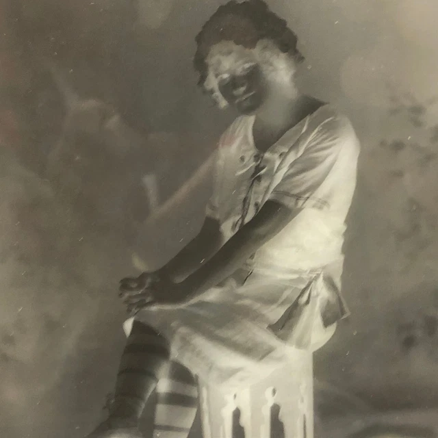 Antique Glass Plate Negative Pretty Woman Sitting Model Photo