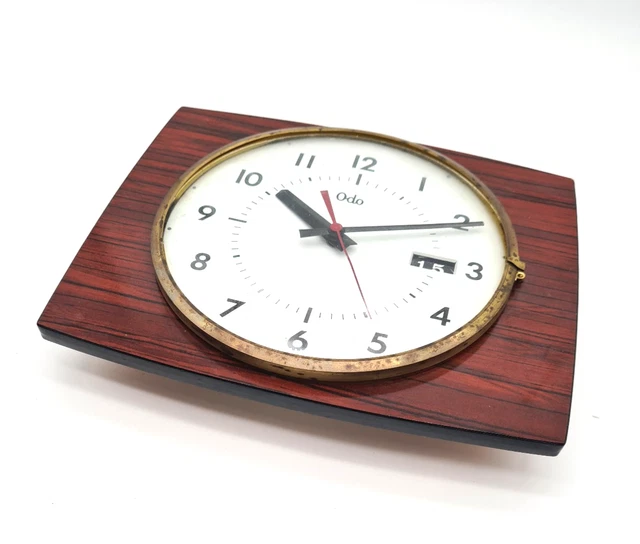 Pendule Keplé Années 70 Hauteur 30 cm | €65 Pendule Keplé Années 70 Hauteur 30 cm | €65