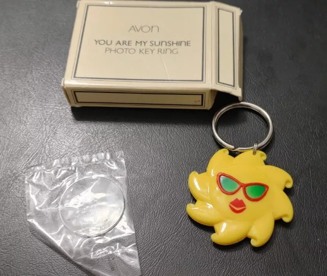 YOU ARE MY SUNSHINE New in Box NIB AVON PHOTO Key Ring Chain 1983 Vintage NICE