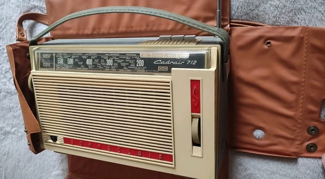 Radio transistor Optalix TO 180 rouge de 1980 - Collection