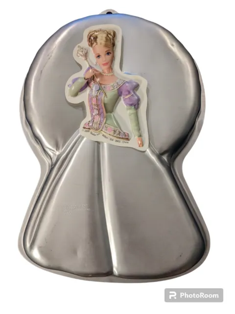 Wilton Barbie Princess Cake Pan 2105 - 8900 Mattel Inc. 2000 Dreamtime Queen